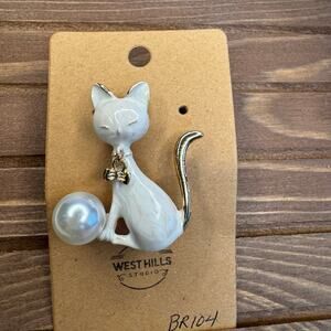 White Cat Pin Kitty Cat Kitten Jewelry Brooch Fashion Jewelry FAST SHIP